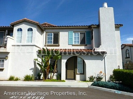1st image of 305 Island Way Unit 5