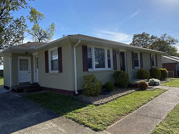 3rd image of 114 Forest Hills Dr