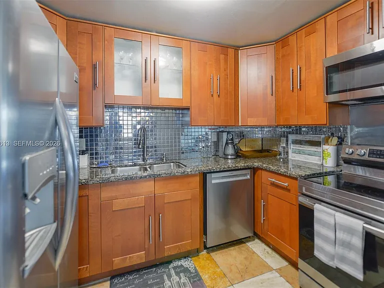 401 Golden Isles Dr #312 — Photo 14