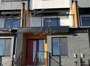 8535 19th Ave SE #124, Calgary, AB T2B 0A5