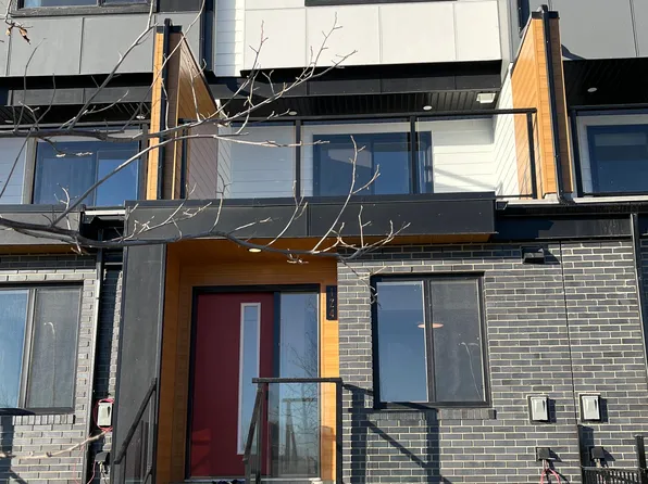 8535 19th Ave SE #124, Calgary, AB T2B 0A5