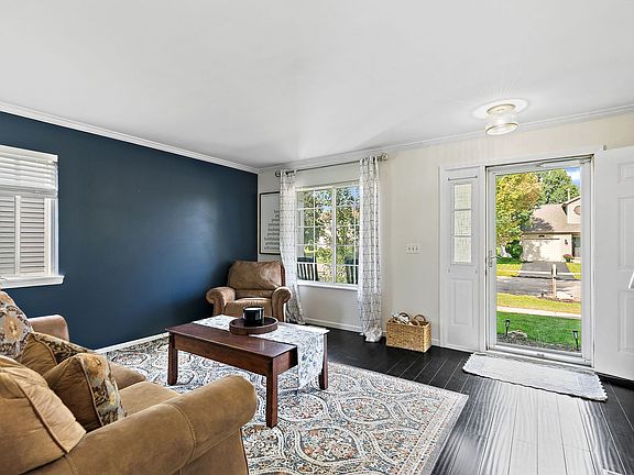 2nd image of 5292 Spencer Pl
