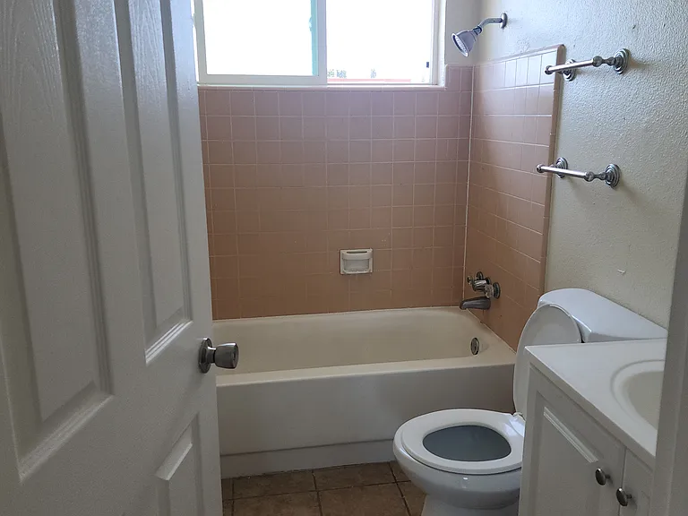 1005 Callen St — Photo 22