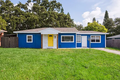 1324 Parkwood St Photo 1
