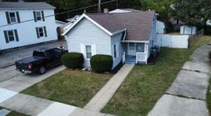 1st image of 517 W Market St