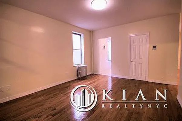 Rented by Kian Realty | media 11