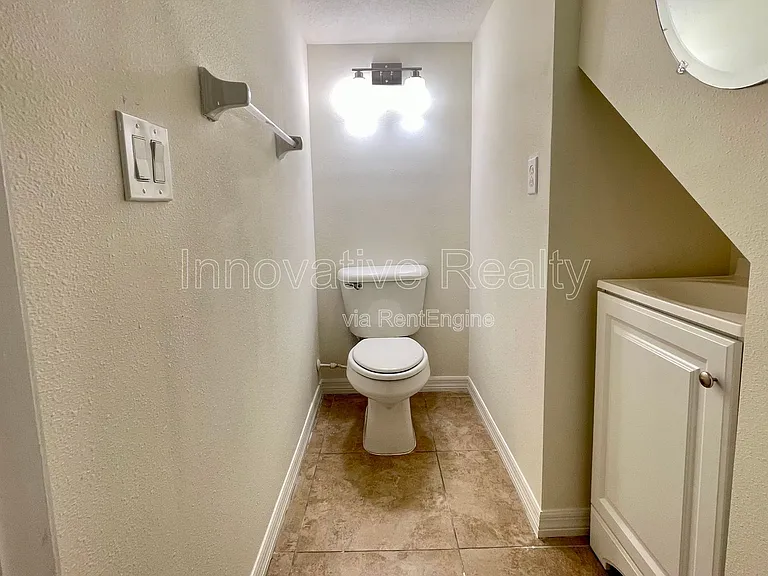 2482 Temple Grove Ln — Photo 8