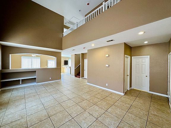 2nd image of 143 Willow Dove Ave