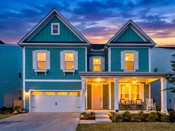 1541 Homecoming Blvd, Ravenel, SC 29470