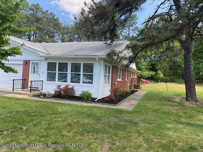 607 Willow Court UNIT B, Manchester Township, NJ 08759 | Zillow