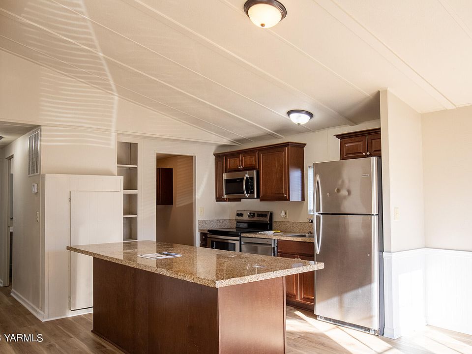 1st image of 2802 S 5th Ave #47