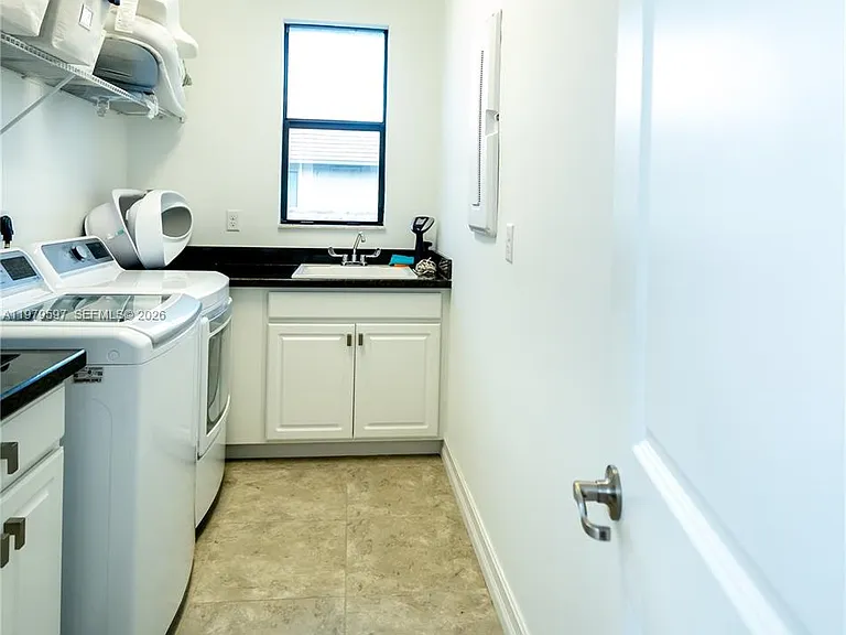 11826 SW 13th Ct — Photo 14