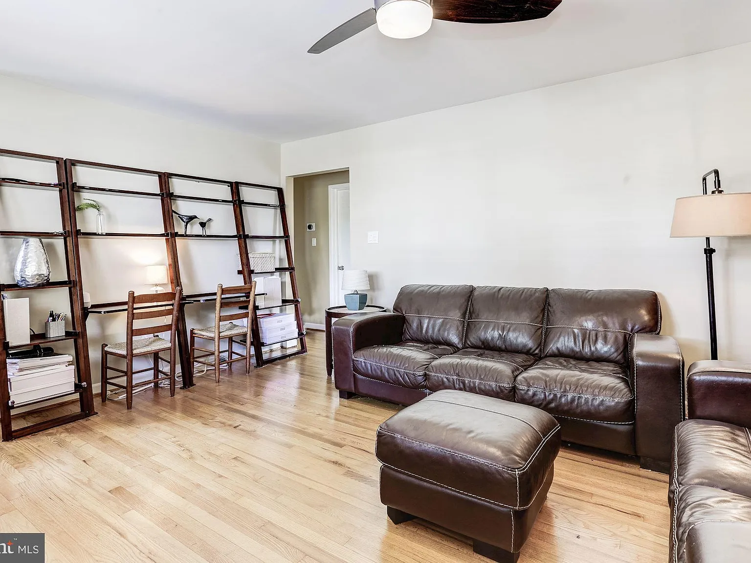 3 bed, 2016 sqft, $3,400 — Photo 4
