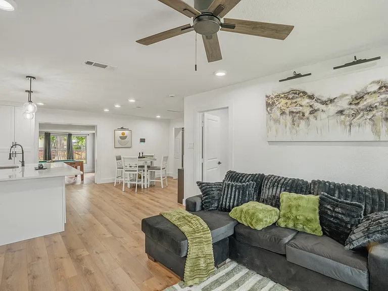 1710 E Tucker Blvd — Photo 5