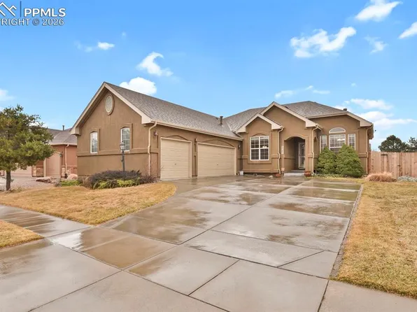 5781 Whiskey River Dr, Colorado Springs, CO 80923