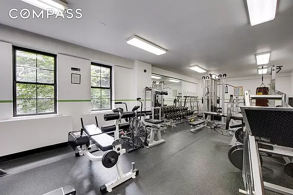 Rented by Compass | media 14