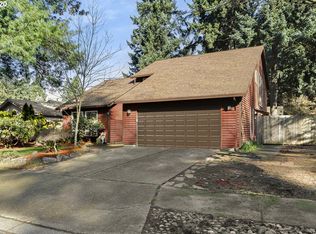 8775 SW Talawa Dr, Tualatin, OR 97062