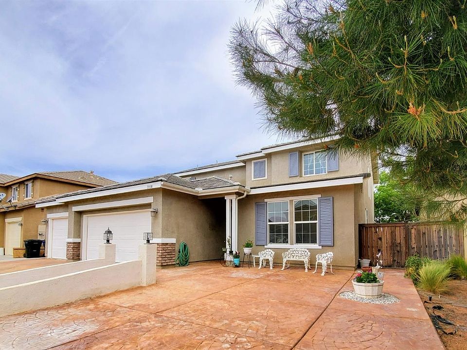 1st image of 13538 Granite Peak Ln