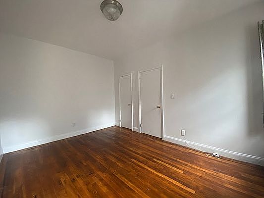 5th image of 15 Crown St APT 5H