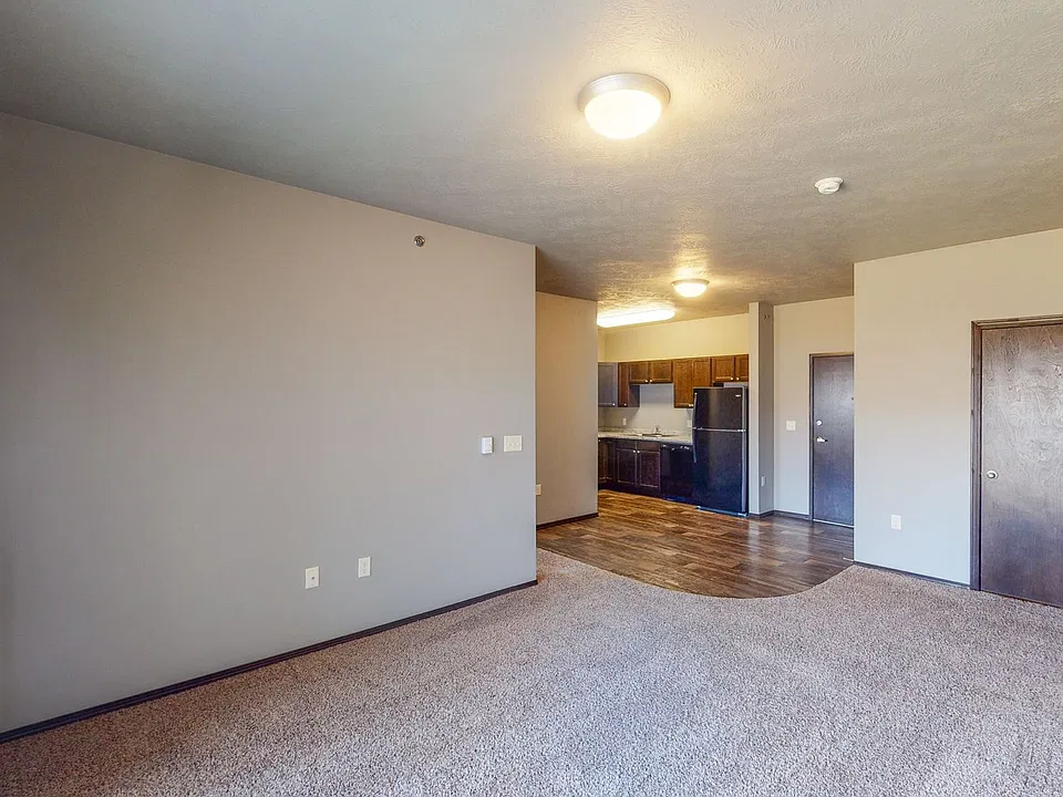 Hillcrest Village Apartments