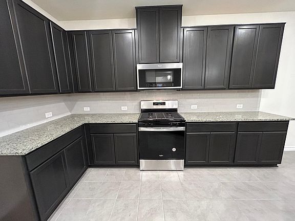 5th image of 1834 Aslynn Cir