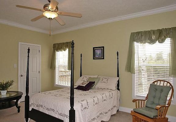 4th image of 1214 Hawks Nest Ln