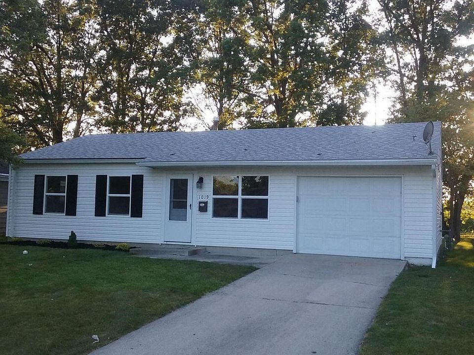 1019 Fairwood Main