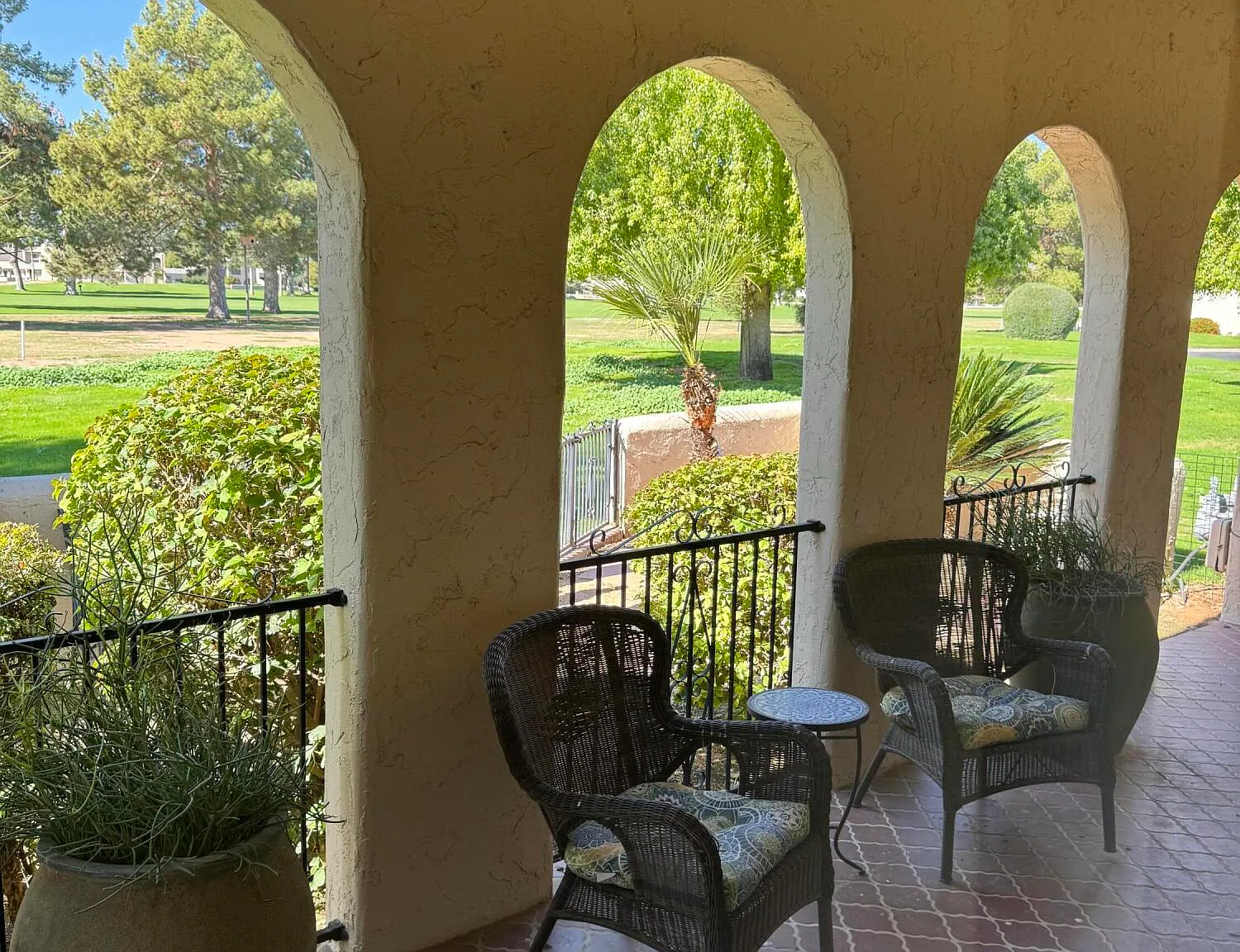 3 bed, 2198 sqft, $3,900 — Photo 3