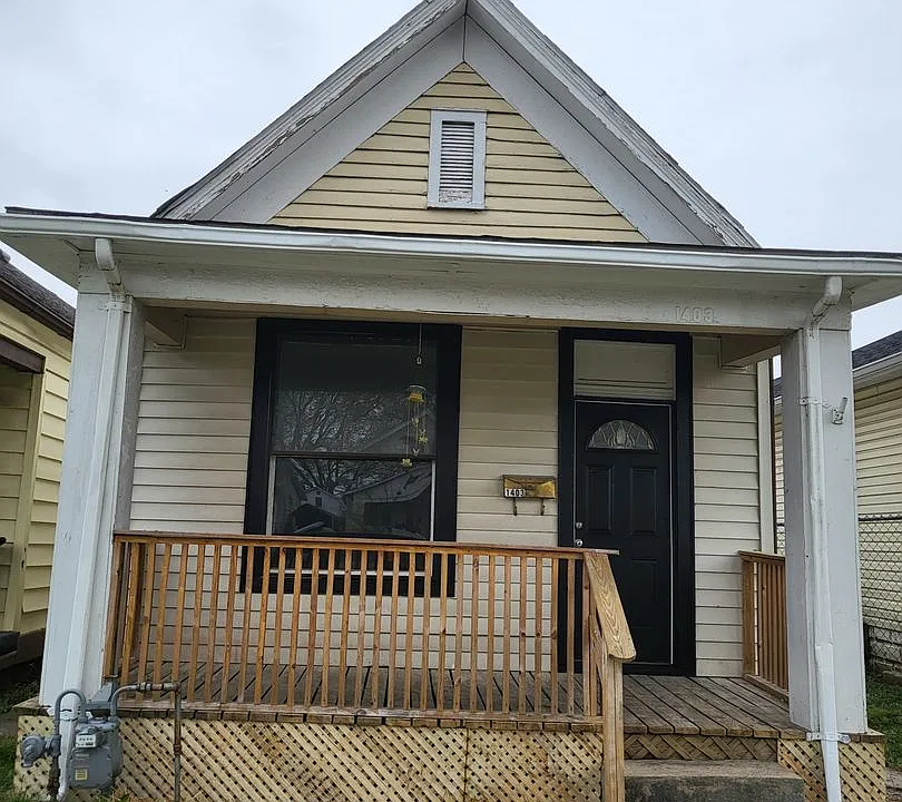 1403 E Indiana St