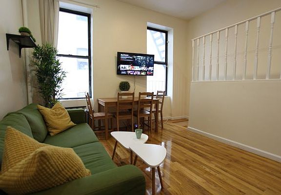 2nd image of 136 W 111th St APT 1RE