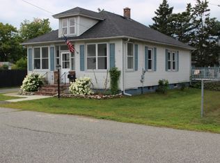 91 Cedar St, Ludlow, MA 01056
