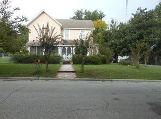 301 N Osceola Ave, Inverness, FL 34450