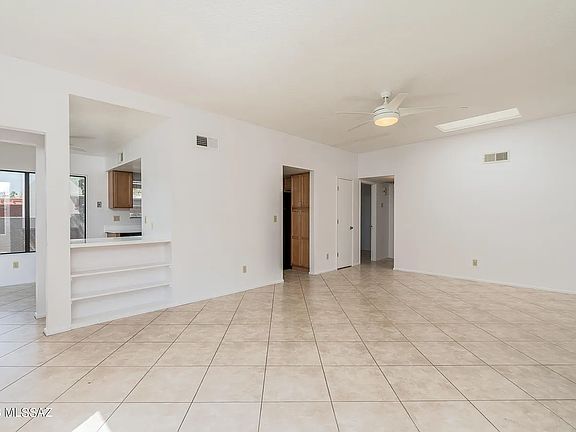2nd image of 4461 E Bullrush Ln