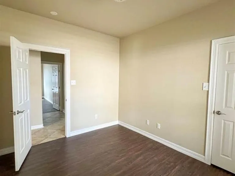 16539 Amargos Dr — Photo 6