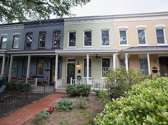 2nd image of 1358 N Carolina Ave NE