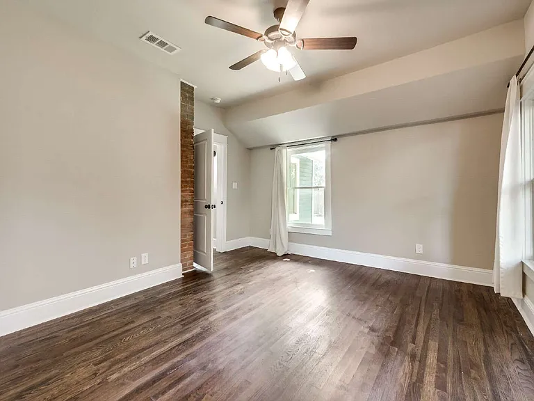 1318 Fairmount Ave — Photo 13