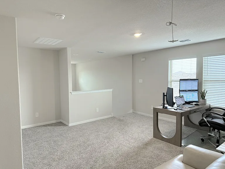 212 Travine Dr — Photo 7