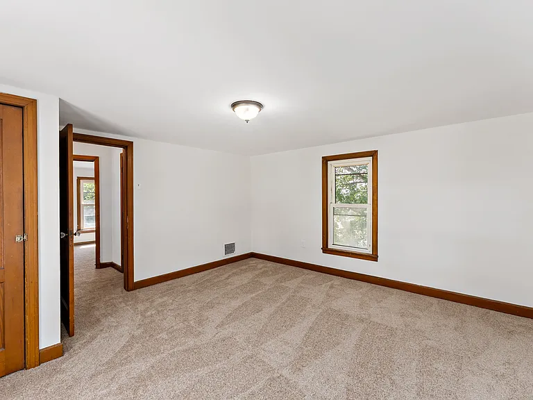 219 Douglas Ave — Photo 21