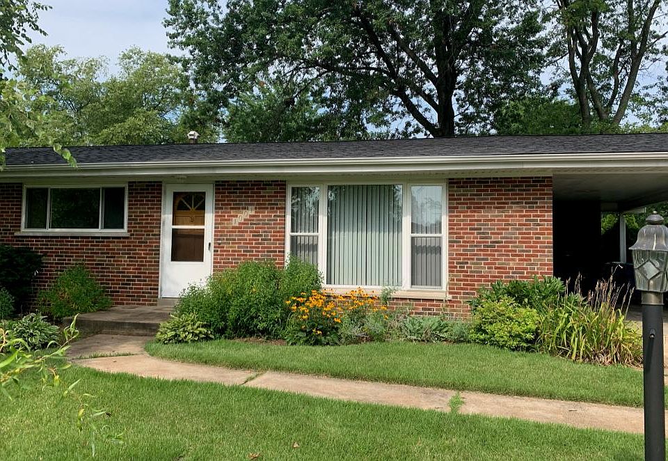 1st image of 1001 Llewellyn Ln