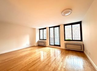 300 Albany St APT 3N, New York, NY 10280