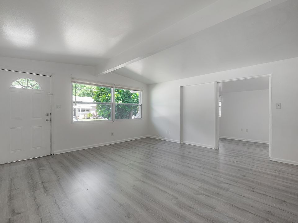 1st image of 4017 N Seminole Ave