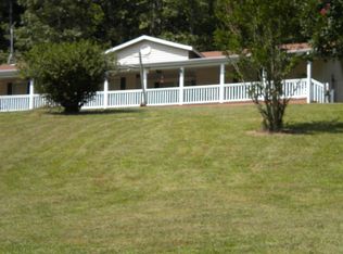 155 Gillespie Dr, Franklin, NC 28734