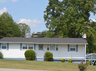 1953 Wards Rd, Hurt, VA 24563