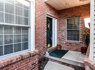 4 Leonard Ter #2, Roseland, NJ 07068