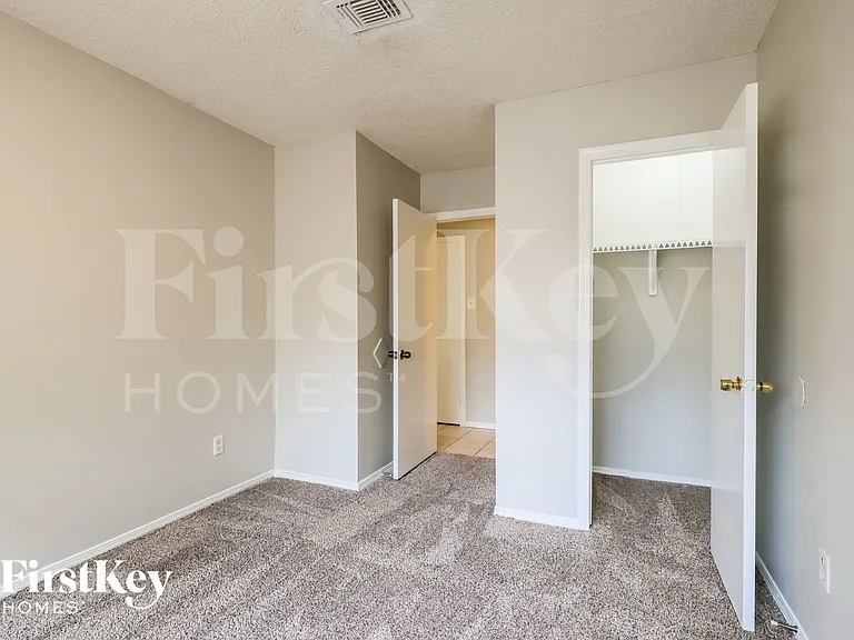 9819 Kiwi Ln — Photo 15