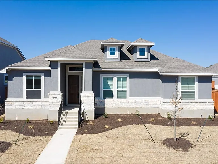 1101 Kerrwood Way — Photo 3