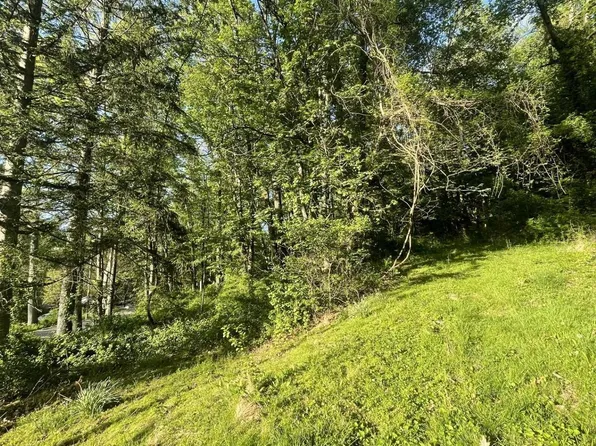 Sterling Rd, Fairmont, WV 26554