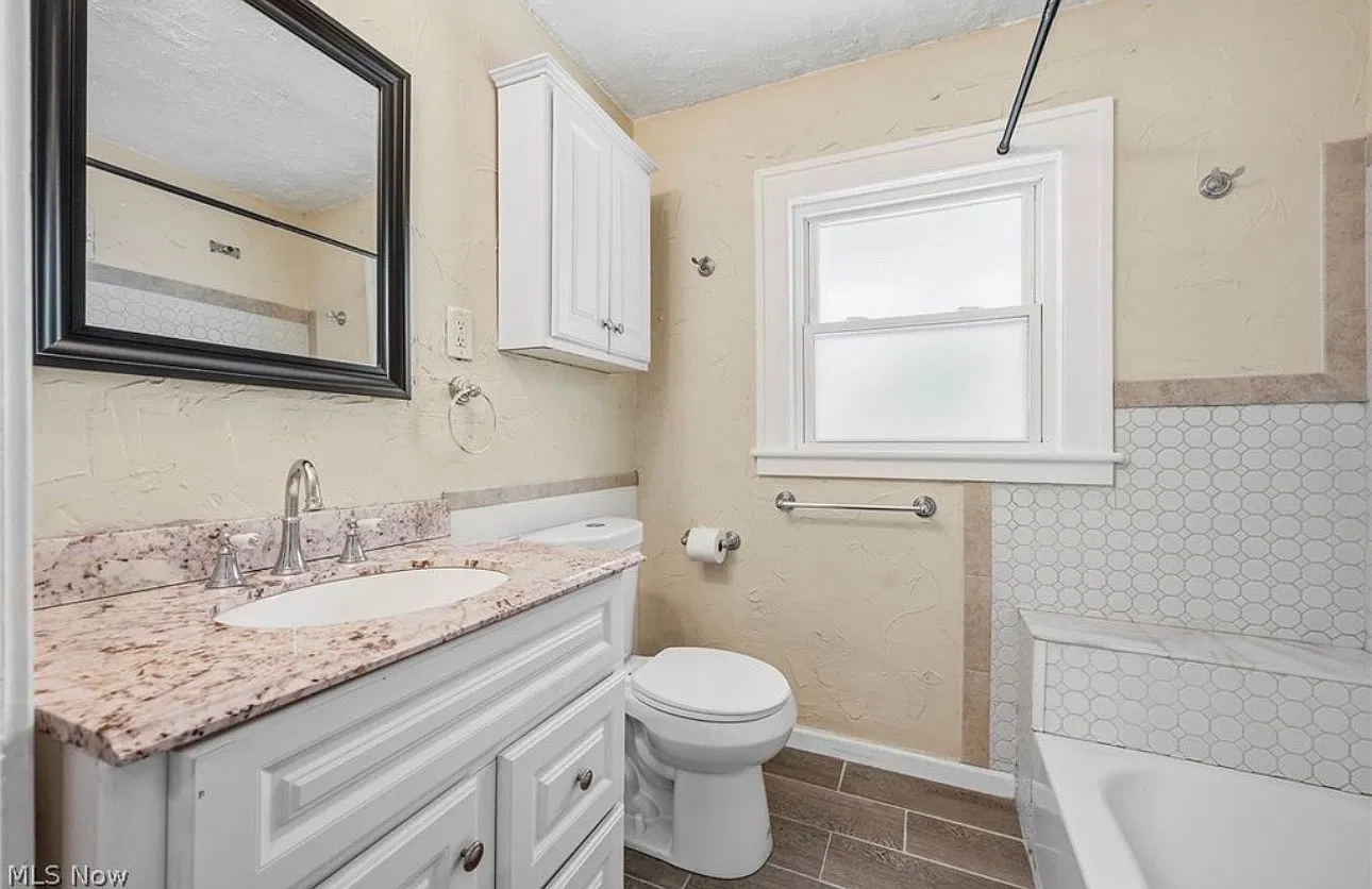 1 bed, 1100 sqft, $1,550 — Photo 2