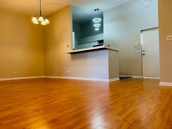 3rd image of 744 N Gary Ave #5212