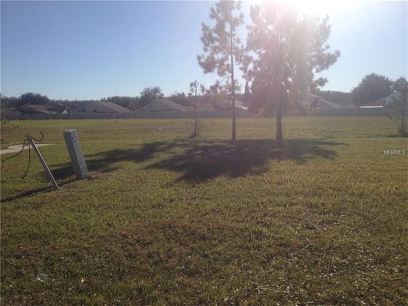 2nd image of 782 Buenaventura Blvd